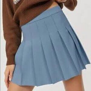 Aritzia Sunday Best Olympia Blue  pleated  women's mini skirt size 10
